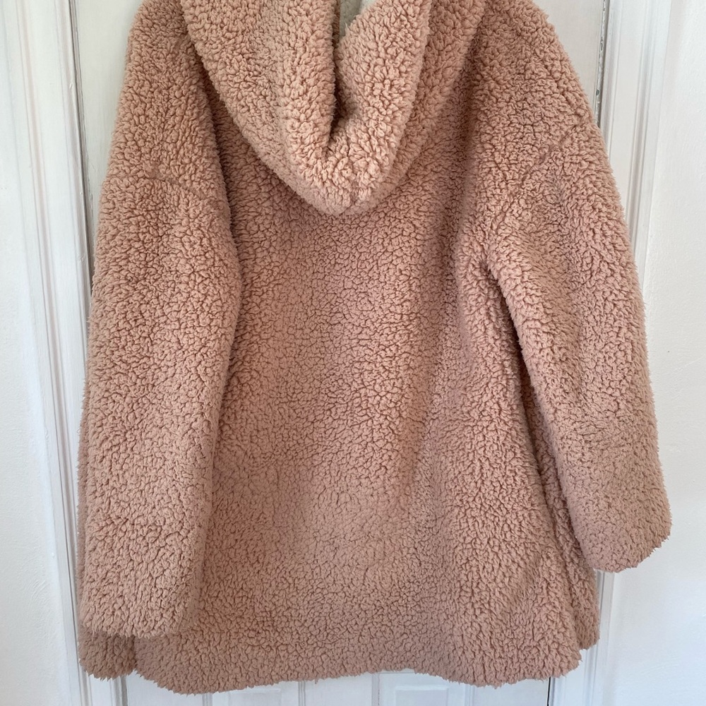 Sherpa Jacket - Picture 3 of 3